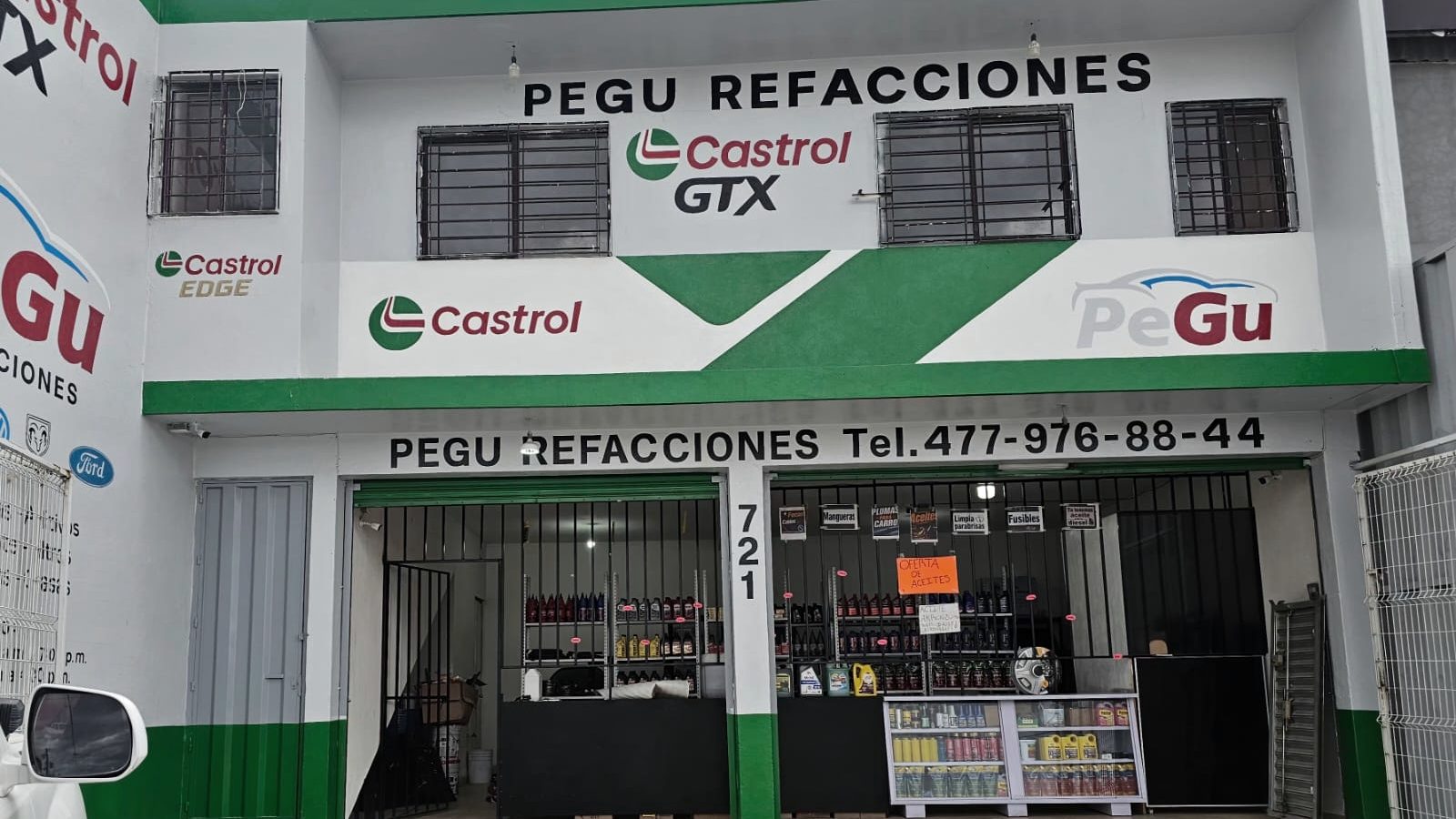 Fachada de Refaccionaria PeGu en Blvd. Aristóteles 721, León